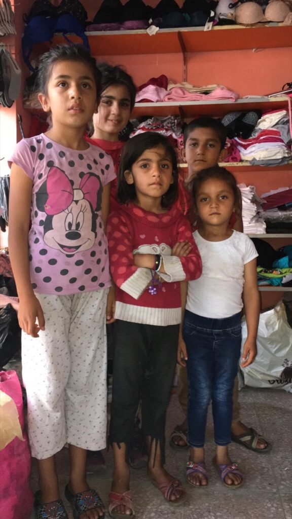 Çocuklara kışlık giyim desteği