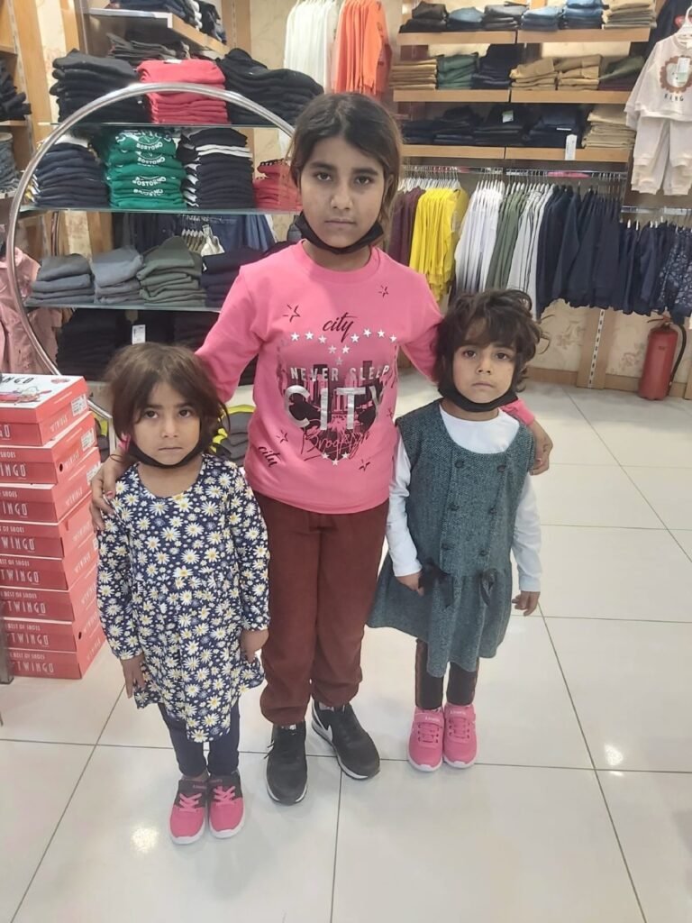 Çocuklara kışlık giyim desteği
